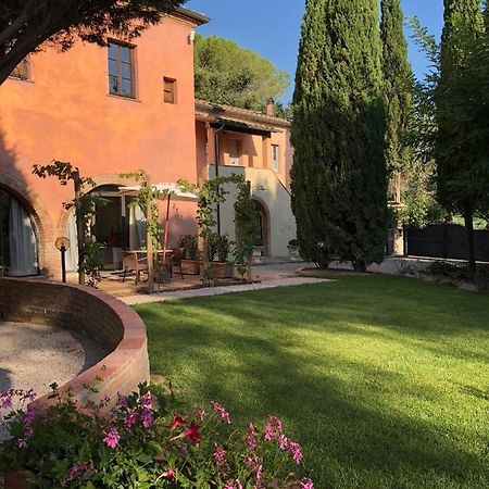 Вілла Borgo Dolciano К'юзі Екстер'єр фото