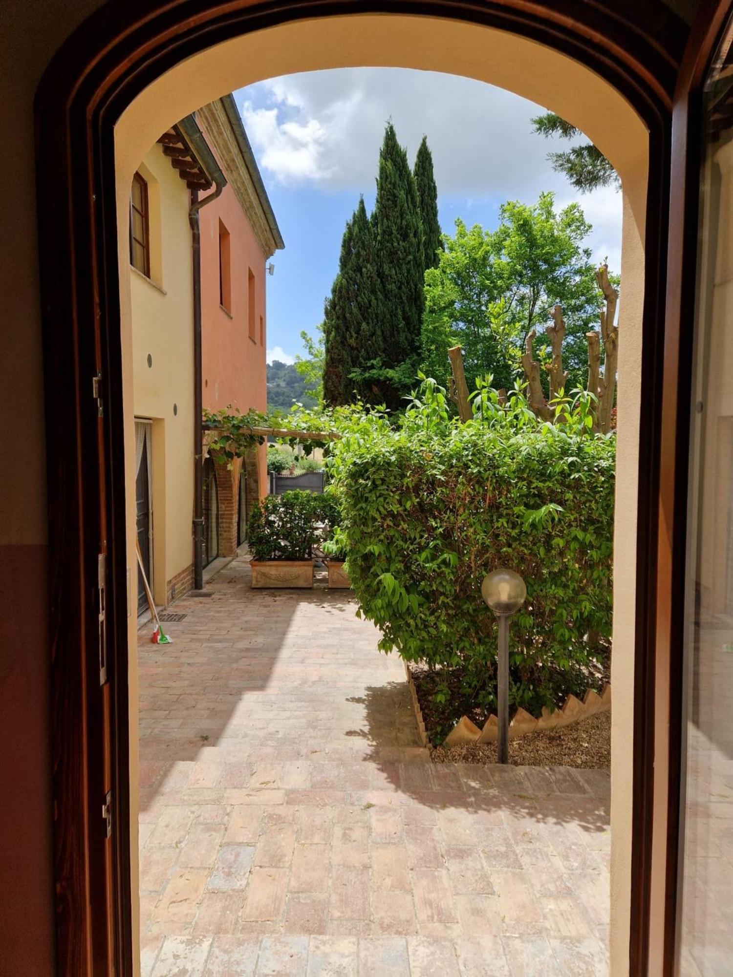 Вілла Borgo Dolciano К'юзі Екстер'єр фото