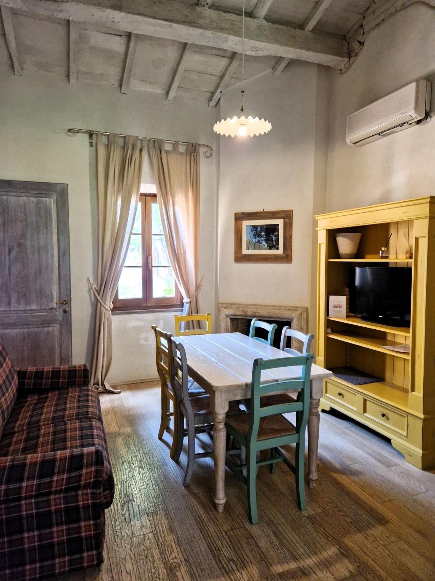 Вілла Borgo Dolciano К'юзі Екстер'єр фото
